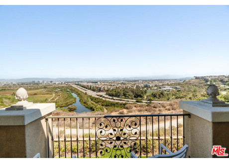 Dom na sprzedaż - 7413 Coastal View DR Los Angeles, Usa, 418 m², 3 995 000 USD (15 380 750 PLN), NET-100152838