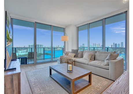 Dom do wynajęcia - 16385 Biscayne Blvd North Miami Beach, Usa, 144 m², 6450 USD (24 704 PLN), NET-100521867