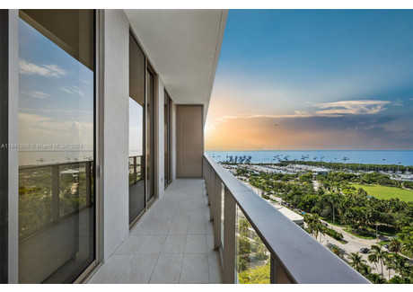 Dom na sprzedaż - 2655 Bayshore Dr Miami, Usa, 97 m², 2 499 000 USD (9 596 160 PLN), NET-100152304