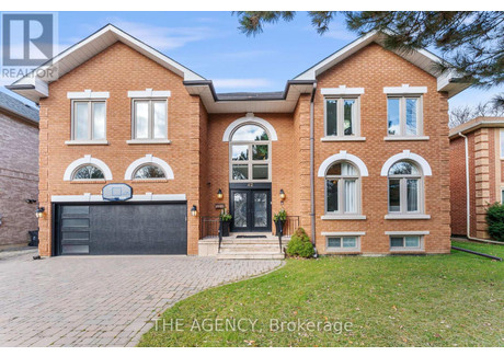 Dom na sprzedaż - 42 Grangemill Crescent Toronto (Banbury-Don Mills), Kanada, 325 m², 3 133 681 USD (12 848 094 PLN), NET-101223513