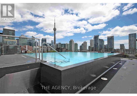 Mieszkanie na sprzedaż - 560 King Street Toronto (Waterfront Communities), Kanada, 55 m², 596 271 USD (2 426 822 PLN), NET-102910339