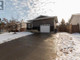 Dom na sprzedaż - 205 Leigh Crescent Fort Mcmurray, Kanada, 107 m², 316 646 USD (1 272 916 PLN), NET-101707057