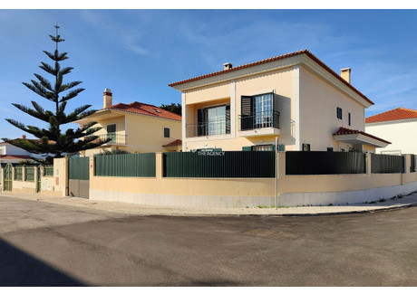 Dom na sprzedaż - Cascais, Portugalia, 163 m², 2 668 495 USD (10 914 143 PLN), NET-102296078