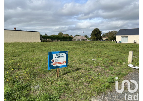 Działka na sprzedaż - Lys-Haut-Layon, Francja, 376 m², 18 011 USD (74 747 PLN), NET-101229888