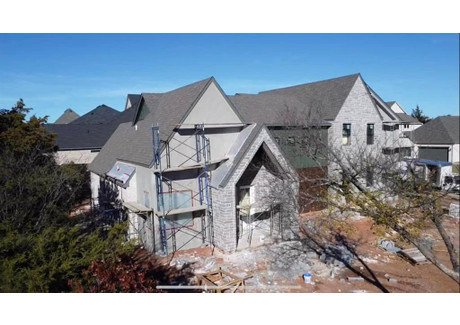 Dom na sprzedaż - 3125 Windy Hill Lane Edmond, Usa, 323 m², 887 145 USD (3 610 680 PLN), NET-102955727