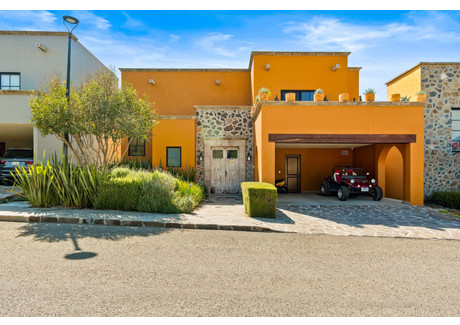 Dom na sprzedaż - Camino Antiguo San Miguel el Viejo, SN Las Campanas Residencial, 37759 San Miguel De Allende, Meksyk, 394 m², 645 000 USD (2 638 050 PLN), NET-101893458