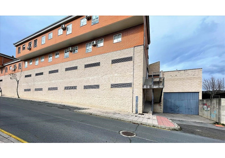 Komercyjne na sprzedaż - Plasencia, Hiszpania, 24 m², 5209 USD (21 774 PLN), NET-101655279