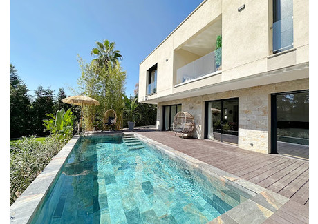 Dom na sprzedaż - Mougins, Francja, 260 m², 3 104 488 USD (11 921 233 PLN), NET-100655375