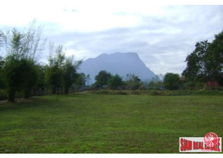 Działka na sprzedaż - Chiang Dao, Tajlandia, 9876 m², 333 213 USD (1 382 832 PLN), NET-102343784