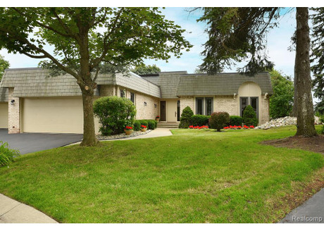 Dom na sprzedaż - 5132 WOODLANDS Lane Bloomfield Hills, Usa, 186 m², 375 000 USD (1 526 250 PLN), NET-102590462