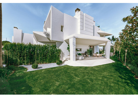 Dom na sprzedaż - Nueva Málaga Malaga, Nueva Andalucía, Hiszpania, 489 m², 5 017 077 USD (19 215 405 PLN), NET-99261117