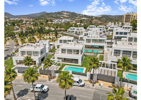 Dom na sprzedaż - G47X+63, 29603 Marbella, Málaga, Spain Málaga, Rio Real, Hiszpania, 370 m², 3 260 560 USD (13 107 449 PLN), NET-99261145