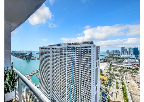 Mieszkanie na sprzedaż - 1750 Bayshore Dr Miami, Usa, 46 m², 309 900 USD (1 270 590 PLN), NET-100153471