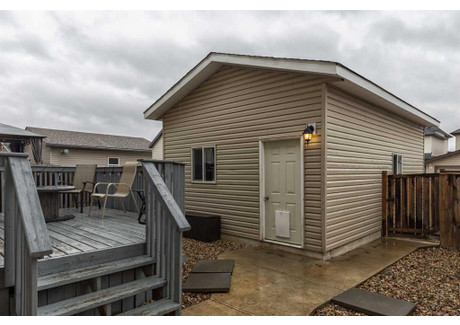 Dom na sprzedaż - 128 Saline Creek Way Fort Mcmurray, Kanada, 138 m², 349 861 USD (1 423 935 PLN), NET-100152966