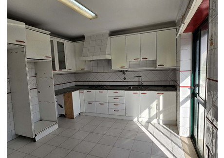 Mieszkanie na sprzedaż - Caldas Da Rainha - Santo Onofre E Serra Do Bouro, Portugalia, 98 m², 136 571 USD (558 575 PLN), NET-101642576