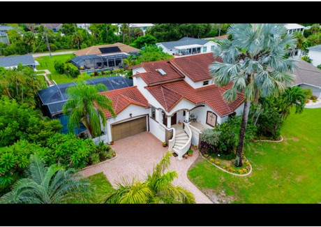 Dom na sprzedaż - 27109 Holly Ln Â Bonita Springs, Usa, 254,74 m², 1 299 000 USD (4 975 170 PLN), NET-100389692