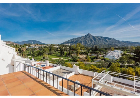 Dom na sprzedaż - Plaza de la Victoria, Marbella, Hiszpania, 165 m², 501 392 USD (2 040 664 PLN), NET-102529539