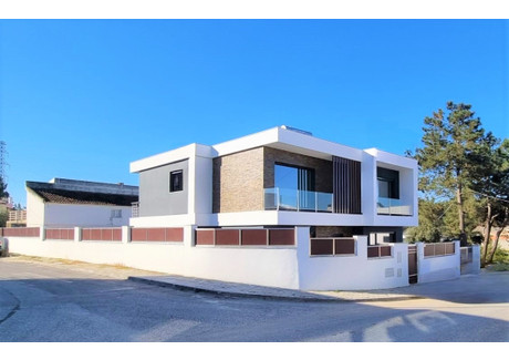 Dom na sprzedaż - Setúbal, Seixal, Corroios, Portugalia, 203 m², 865 796 USD (3 541 106 PLN), NET-101377113