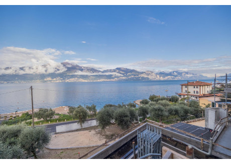 Mieszkanie na sprzedaż - Via A. Vespucci Brenzone Sul Garda, Włochy, 97 m², 629 382 USD (2 574 171 PLN), NET-101717724