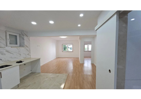 Mieszkanie na sprzedaż - Lisboa, Portugalia, 75 m², 205 119 USD (804 066 PLN), NET-101020863