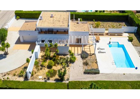 Dom na sprzedaż - Faro, Portugalia, 196 m², 870 919 USD (3 544 641 PLN), NET-101057541