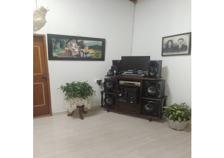 Dom na sprzedaż - Cra. 24 #27 - 03, La Ceja, Antioquia, Colombia La Ceja, Kolumbia, 160 m², 113 689 USD (466 125 PLN), NET-102468797