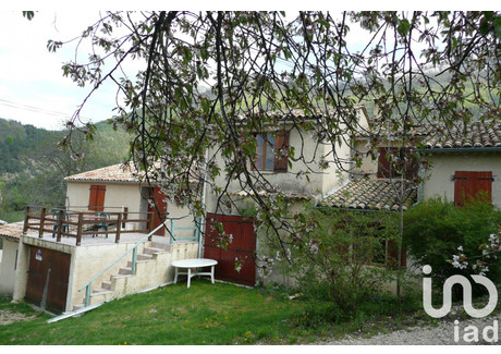 Dom na sprzedaż - Charens, Francja, 222 m², 207 790 USD (851 941 PLN), NET-102600866