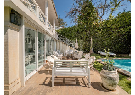 Dom na sprzedaż - Cascais E Estoril, Portugalia, 261 m², 2 886 468 USD (11 372 684 PLN), NET-97413724