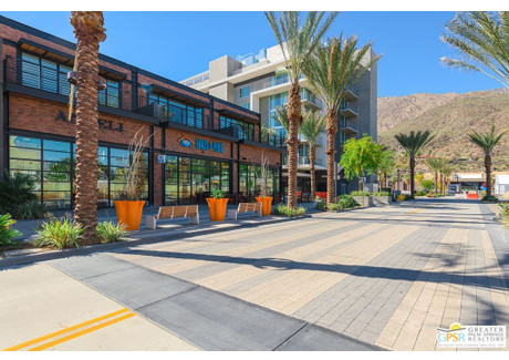 Dom do wynajęcia - 111 N Palm Canyon Dr Palm Springs, Usa, 135,92 m², 4372 USD (17 575 PLN), NET-99800339