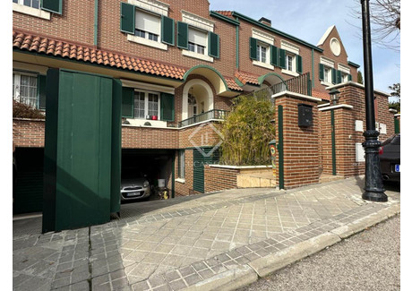 Dom na sprzedaż - Madrid, Hiszpania, 250 m², 1 647 940 USD (6 756 552 PLN), NET-100881129