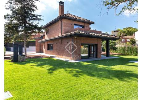 Dom na sprzedaż - Sant Cugat Del Valles, Hiszpania, 396 m², 1 656 462 USD (6 924 012 PLN), NET-91019457