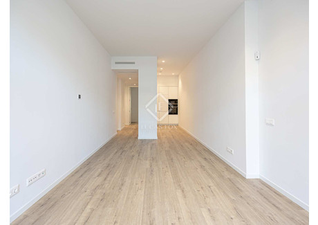 Mieszkanie na sprzedaż - Barcelona, Hiszpania, 99 m², 858 132 USD (3 441 109 PLN), NET-93218441