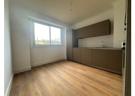 Mieszkanie na sprzedaż - Tours, Francja, 52 m², 251 629 USD (1 044 260 PLN), NET-96358277