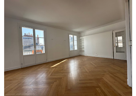 Mieszkanie na sprzedaż - Tours, Francja, 132 m², 653 550 USD (2 516 167 PLN), NET-96646867