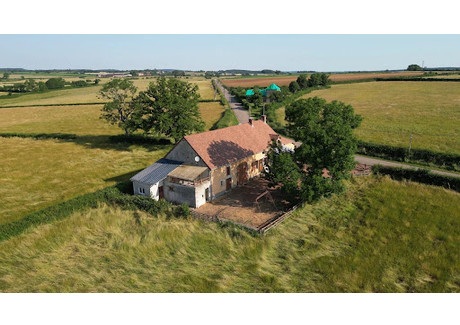 Dom na sprzedaż - Liernais, Francja, 113 m², 213 422 USD (855 822 PLN), NET-98174168