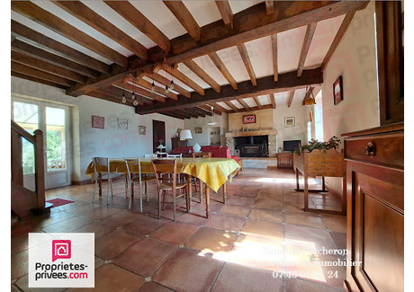 Dom na sprzedaż - Noyant-Villages, Francja, 205 m², 259 661 USD (1 041 240 PLN), NET-101389441