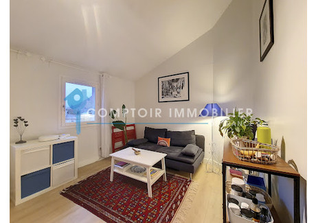 Mieszkanie na sprzedaż - La Tronche, Francja, 49 m², 227 170 USD (899 595 PLN), NET-93396181
