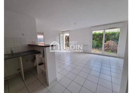 Mieszkanie na sprzedaż - Libourne, Francja, 52,4 m², 175 582 USD (688 281 PLN), NET-99950466