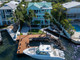 Dom na sprzedaż - 406 S Coconut Palm Boulevard Islamorada, Usa, 384,99 m², 4 950 000 USD (20 146 500 PLN), NET-102933418