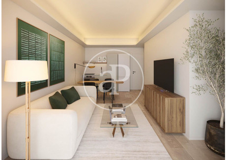 Mieszkanie na sprzedaż - Barcelona, Hiszpania, 60 m², 198 174 USD (806 569 PLN), NET-102831773