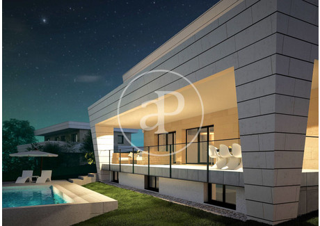 Dom na sprzedaż - Las Rozas De Madrid, Hiszpania, 542 m², 1 699 720 USD (6 815 879 PLN), NET-99598688