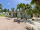 Dom na sprzedaż - 870 NARCISSUS AVENUE Clearwater Beach, Usa, 153,48 m², 1 179 900 USD (4 530 816 PLN), NET-100659994