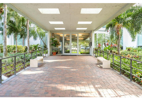 Mieszkanie na sprzedaż - 1111 N GULFSTREAM AVENUE # Sarasota, Usa, 146,32 m², 965 000 USD (3 927 550 PLN), NET-102120271