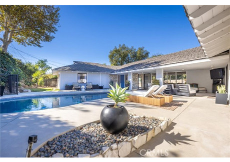 Dom na sprzedaż - 727 Waldorf Road La Canada Flintridge, Usa, 213,31 m², 2 399 000 USD (9 835 900 PLN), NET-102329815