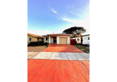 Dom na sprzedaż - 705 NW 4th St Hallandale Beach, FL Hallandale Beach, Usa, 123 m², 475 000 USD (1 871 500 PLN), NET-97036571