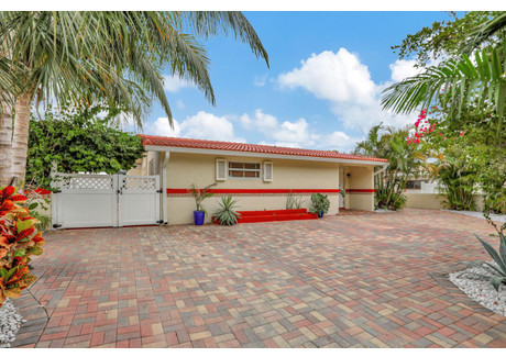 Dom na sprzedaż - 2402 SE 13th Court Pompano Beach, Usa, 557,42 m², 995 000 USD (3 810 850 PLN), NET-99228976