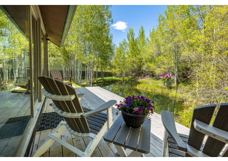 Dom na sprzedaż - 845 Cache Creek Drive Jackson Wyoming Jackson, Usa, 191,38 m², 3 700 000 USD (14 171 000 PLN), NET-99478579