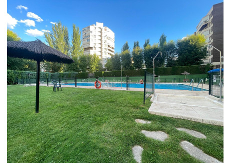 Mieszkanie na sprzedaż - Madrid, Hiszpania, 53 m², 377 066 USD (1 459 244 PLN), NET-100410822