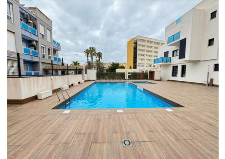 Dom na sprzedaż - Torrevieja, Hiszpania, 52 m², 87 514 USD (357 931 PLN), NET-96524341