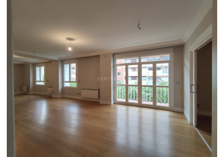 Mieszkanie na sprzedaż - Madrid, Hiszpania, 382 m², 2 883 703 USD (11 823 182 PLN), NET-100877643